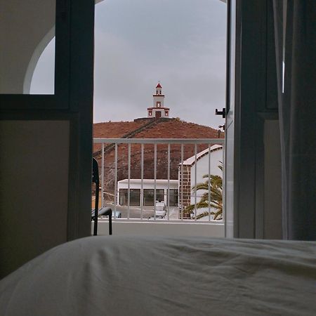 Apartamentos El Campanario Frontera Esterno foto